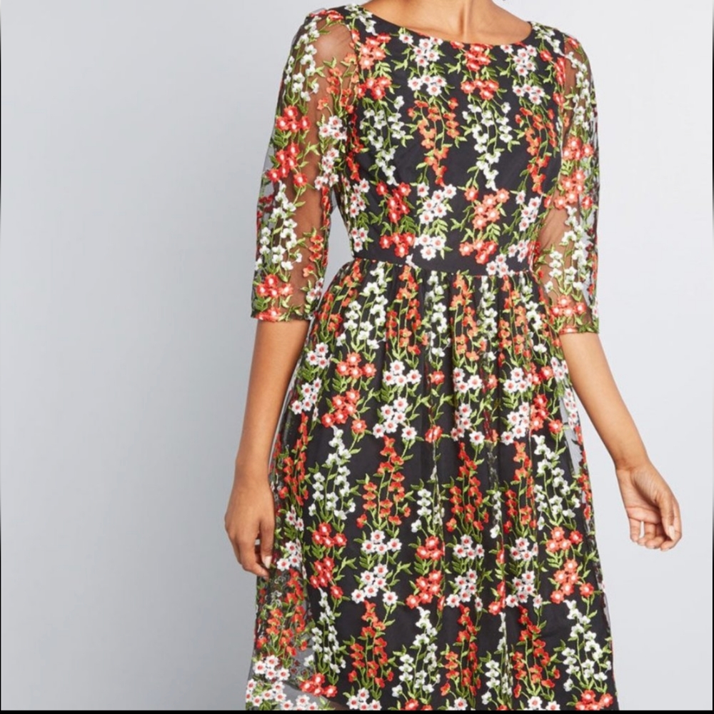 Modcloth Duly Dreamy Embroidered A-Line Midi Dress